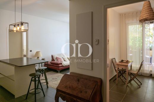 Piso / Apartamento en Aix-en-Provence, Bocas del Ródano