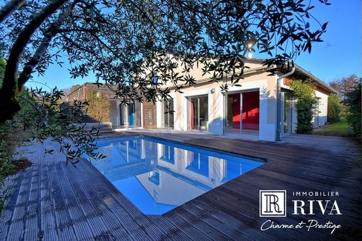 Luxury home in Fargues-Saint-Hilaire, Gironde