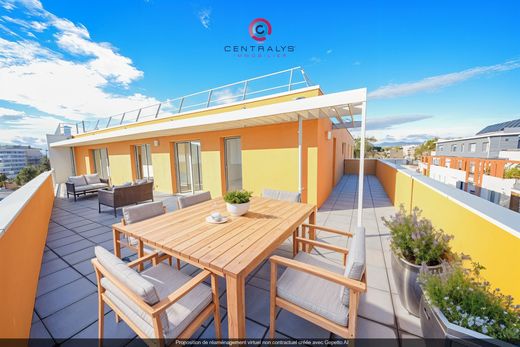 Appartamento a Tassin-la-Demi-Lune, Rhône