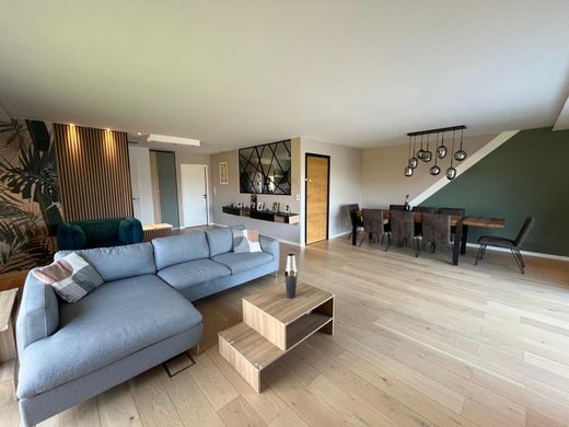 Πολυτελή κατοικία σε Ambarès-et-Lagrave, Gironde