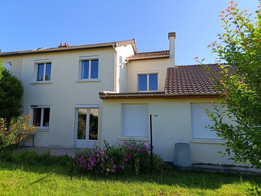 Maison de luxe à Fontenay-le-Fleury, Yvelines