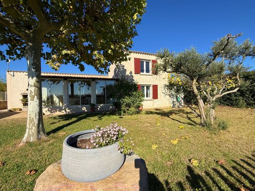 منزل ﻓﻲ Franquevaux, Gard