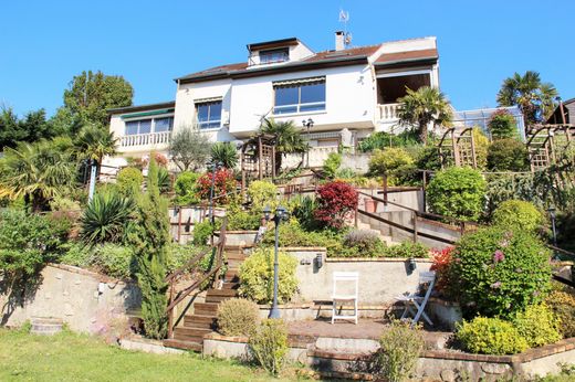 Luxus-Haus in Chennevières-sur-Marne, Val-de-Marne