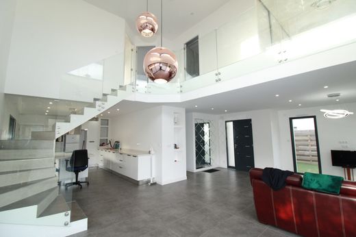 豪宅  Écouflant, Maine-et-Loire