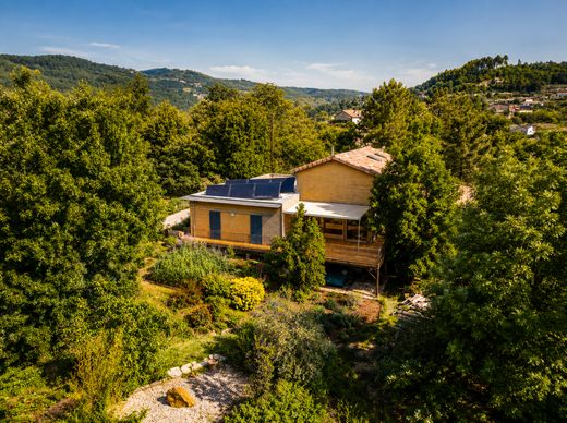 Luxus-Haus in Vinezac, Ardèche