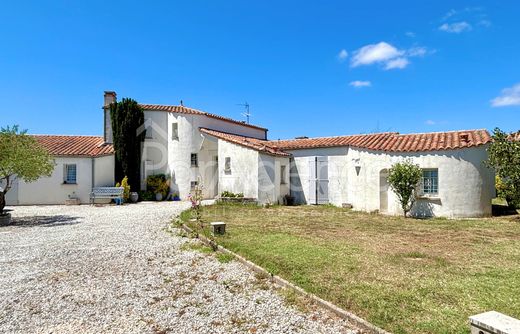 豪宅  Saint-Sulpice-de-Royan, 滨海夏朗德省