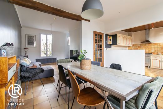 Элитный дом, L'Haÿ-les-Roses, Val-de-Marne