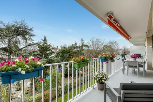 Apartment in Rueil-Malmaison, Hauts-de-Seine