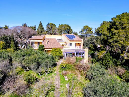 Lüks ev Nîmes, Gard