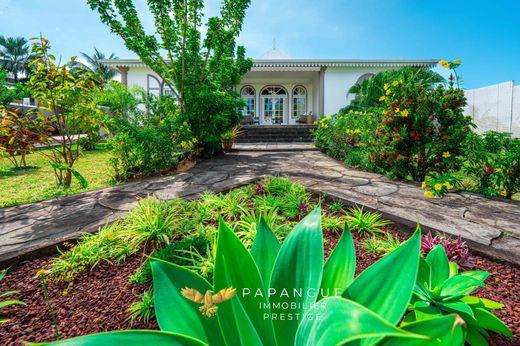 Luxury home in Saint-Joseph, Réunion