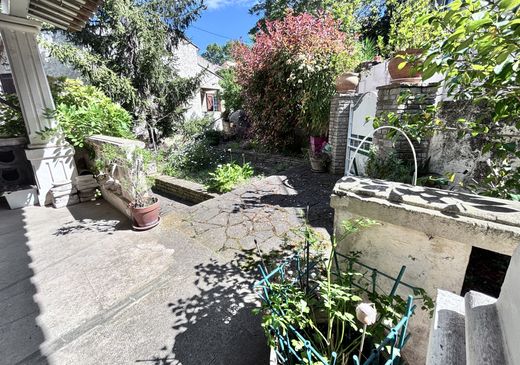 Saint-Cyr-sur-Mer, Varの高級住宅