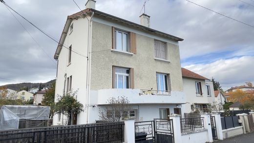 Luxus-Haus in Beaumont-lès-Randan, Puy-de-Dôme
