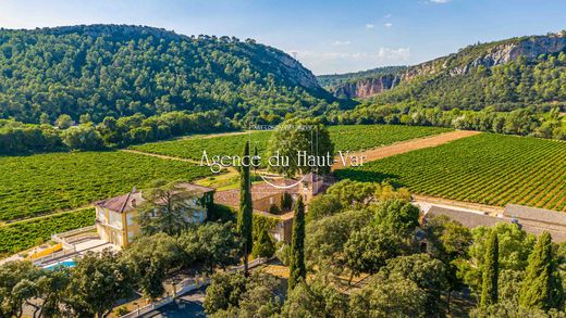 城堡  Le Luc, Var