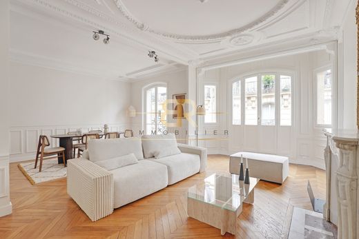 Apartment / Etagenwohnung in Monceau, Courcelles, Ternes, Paris