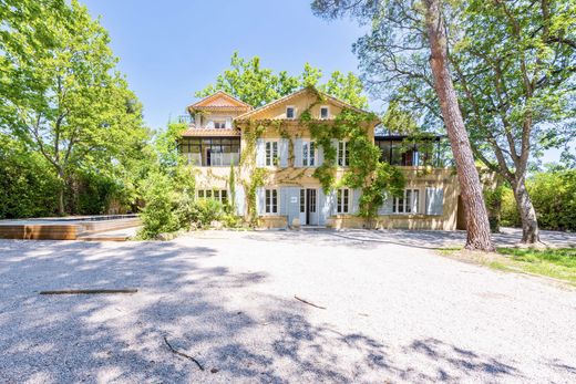 Villa in Aix-en-Provence, Bouches-du-Rhône