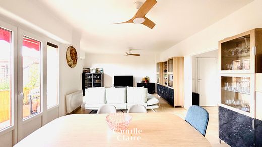 Piso / Apartamento en Aix-en-Provence, Bocas del Ródano