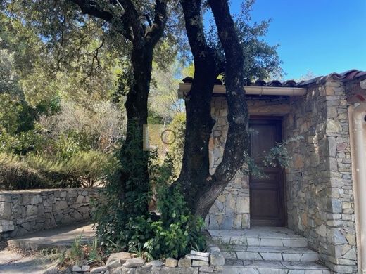 Luxury home in Nîmes, Gard