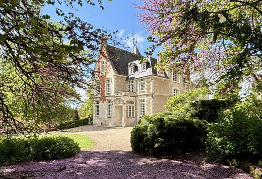 Maison de luxe à Loudun, Vienne