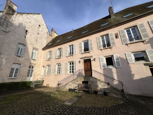 Apartment in Beaune, Cote d'Or