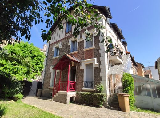 Vitry-sur-Seine, Val-de-Marneの高級住宅