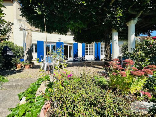 Casa di lusso a Saint-Émilion, Gironda