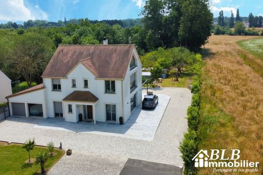 Элитный дом, Le Perray-en-Yvelines, Yvelines