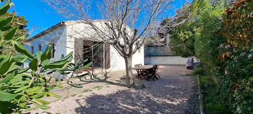 Luxus-Haus in Lagnes, Vaucluse