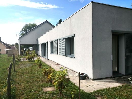 Villa in Blamont, Doubs
