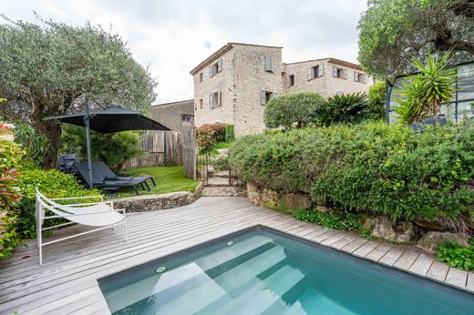 Villa in La Colle-sur-Loup, Alpes-Maritimes