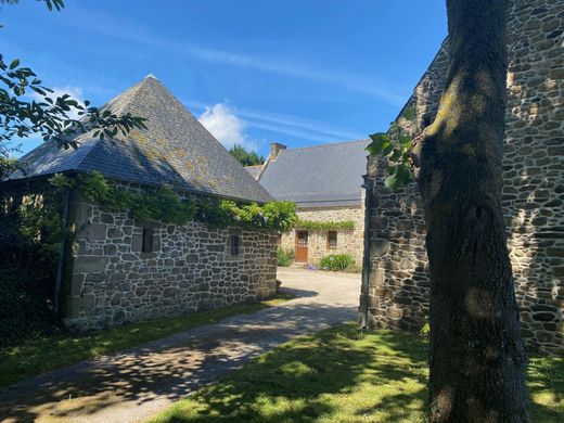 Saint-Cast-le-Guildo, Côtes-d'Armorの高級住宅