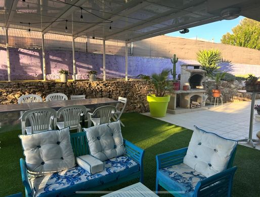 Luxury home in Six-Fours-les-Plages, Var