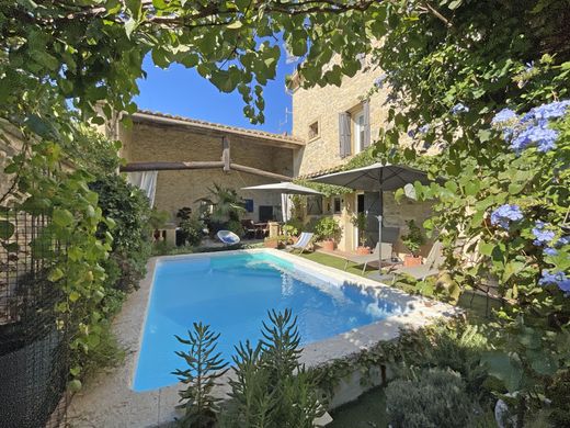 Luxury home in Marguerittes, Gard