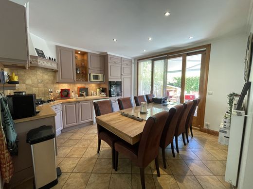 Luxe woning in Bozel, Savoy