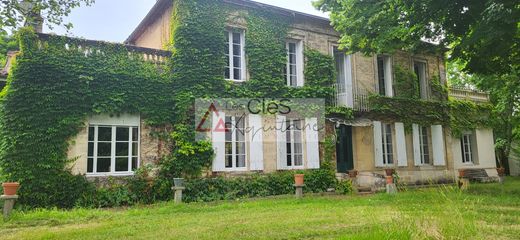 Luxus-Haus in Illats, Gironde