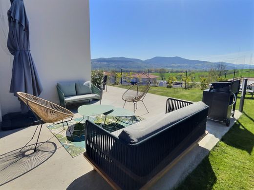 Luxus-Haus in Le Cendre, Puy-de-Dôme