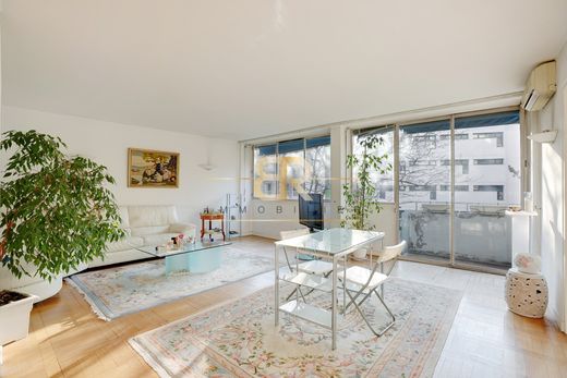Apartment / Etagenwohnung in La Muette, Auteuil, Porte Dauphine, Paris