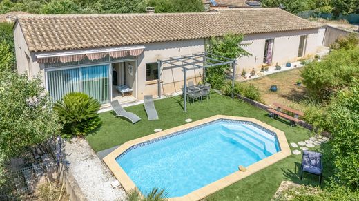 Villa in Solliès-Toucas, Var