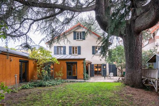 Элитный дом, Aulnay-sous-Bois, Seine-Saint-Denis