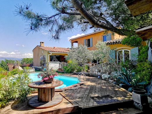 Villa in Meyrargues, Bouches-du-Rhône