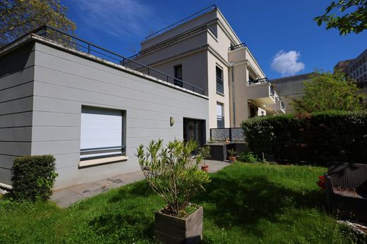 Apartament w Châtillon, Hauts-de-Seine