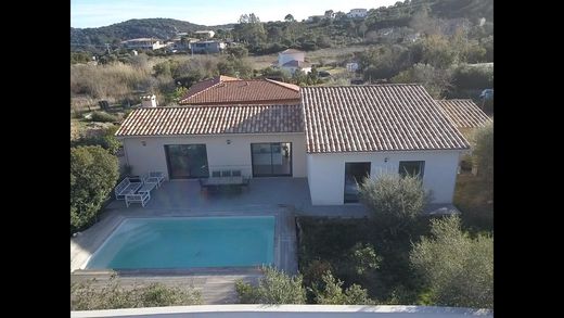 Sotta, South Corsicaの高級住宅