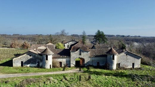 Gensac, Girondeの高級住宅