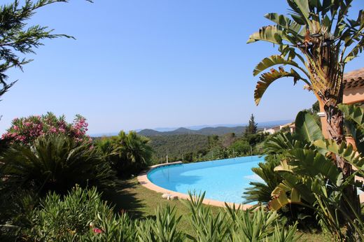 Villa a La Londe-les-Maures, Var