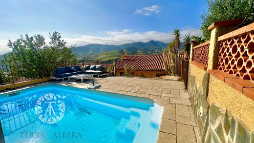 Banyuls de la Marenda, Pyrénées-Orientalesのヴィラ