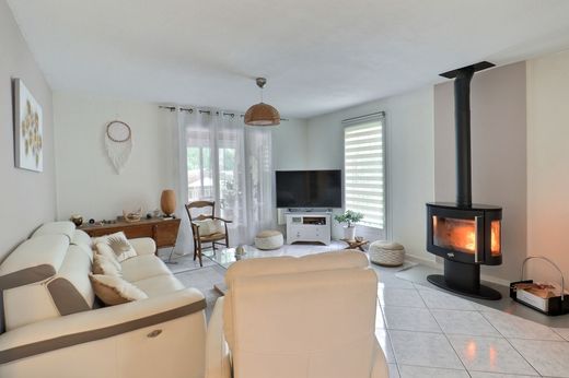 别墅  Juvignac, Hérault