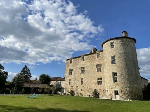 Castle in Fourcès, Gers