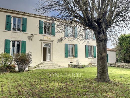 Maison de luxe à Puyravault, Vendée