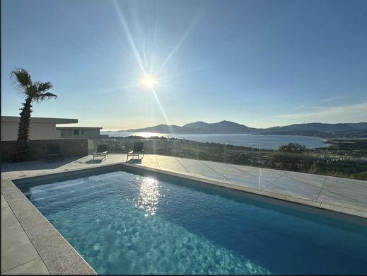 Appartement in Grosseto-Prugna, South Corsica