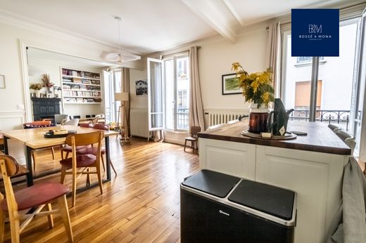 Apartment / Etagenwohnung in Buttes-Chaumont, Villette, Bas Belleville, Paris