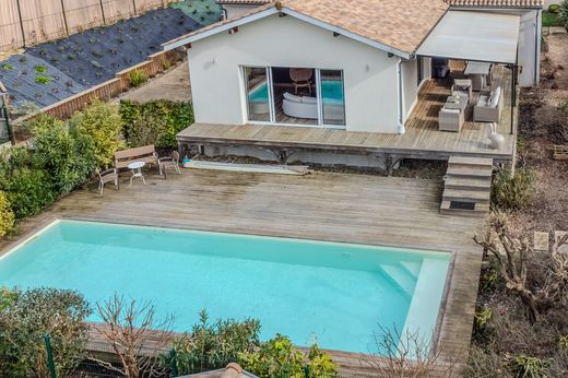 Luxury home in Saint-Sulpice, Gironde